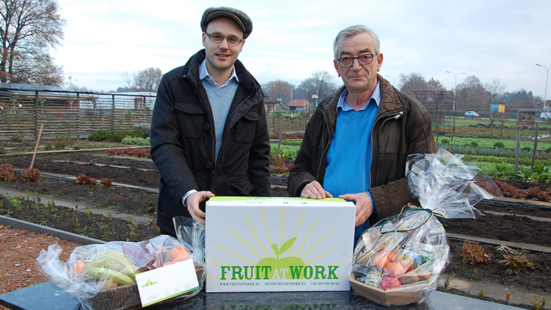 Sociaal project De Hoev verdeelt biofruit via Fruit At Work